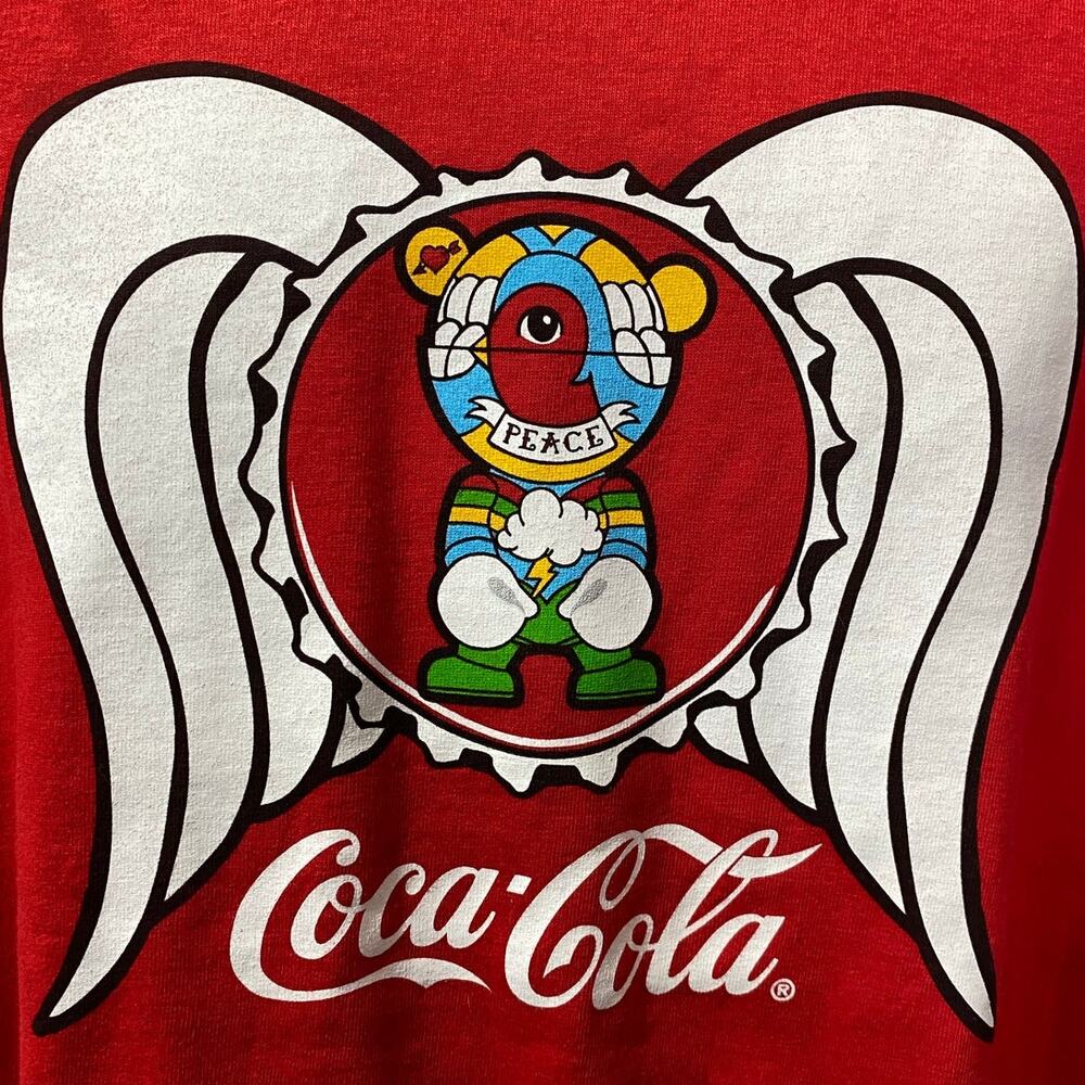 VINTAGE COCA-COLA SHIRT — Red Retro Peace Symbol Graphic Tee Men's L
